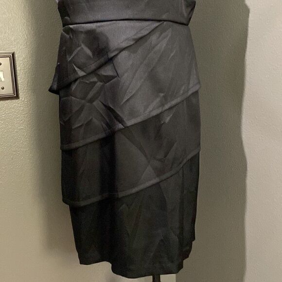 CONNECTED APPAREL SLEEVELESS BEADED TIERED Satin DRESS - Picture 4 of 12